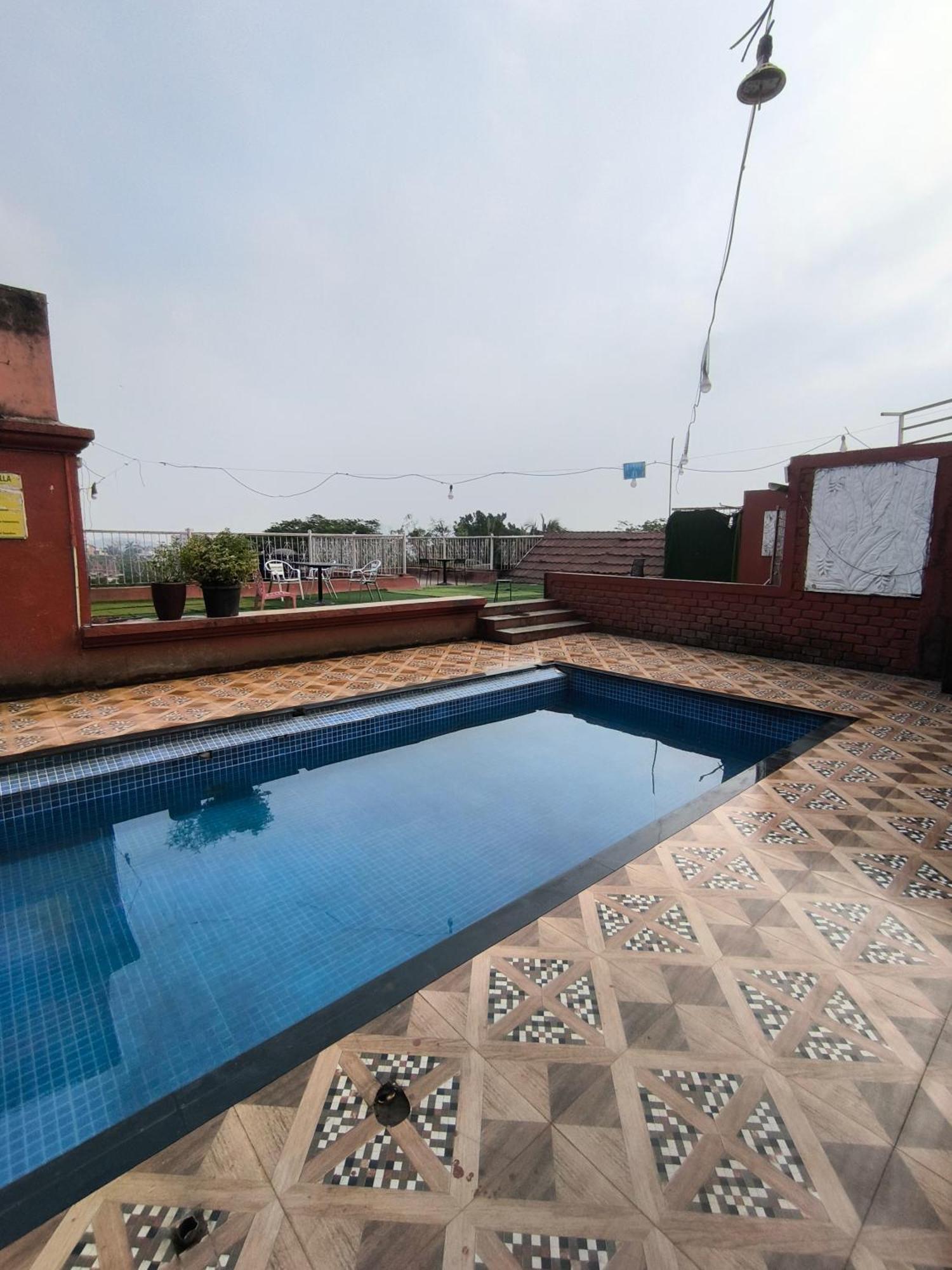King Size Deck Villa Bombay Eksteriør billede